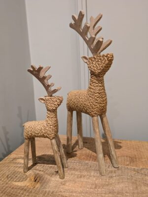 Set of 2 Wood/Rope effect Christmas Reindeer – HR10135